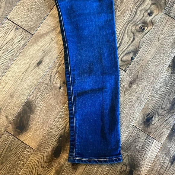 Levi's Women's Dark Blue 711 Skinny Jeans - Picture 8 of 16